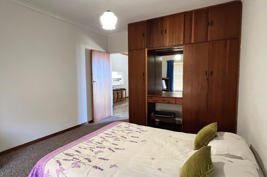 4 Bedroom Property for Sale in Wavecrest Eastern Cape